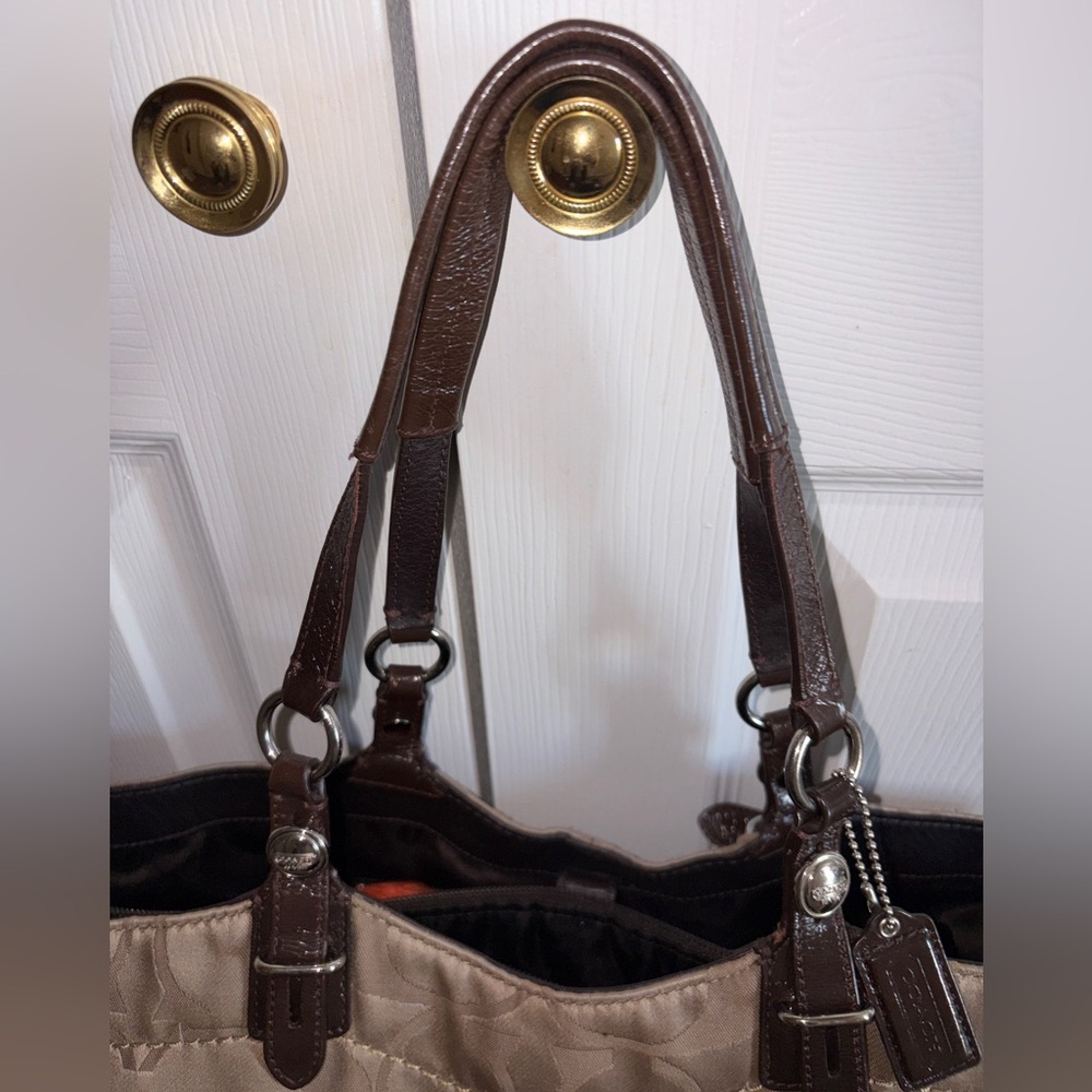Coach Signature Large Canvas Tote Bag in Beige and Brown leather double handles - Picture 4 of 12